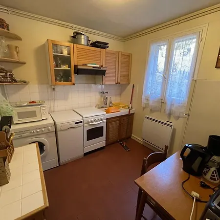 Chalet Familial Avec Jardin, Pres Des Pistes Et Commerces, Balcons Fermes, Cheminee, Navette Gratuite - Fr-1-787-33 *